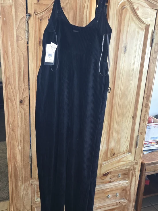 Volcom Black Ribbed Velvet Top - Picture 4 of 4